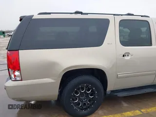 2011 GMC Yukon XL SLT with VIN 1GKS1KE01BR160725, listed as a IAAI auction lot 41587693 with 302,661 mi miles and . Bid and sale history available at carsss.com. Image 20.