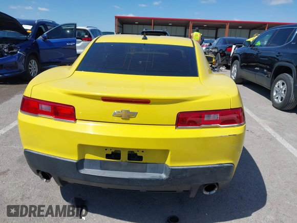 2015 Chevrolet Camaro LS z VIN 2G1FB1E36F9249133, wystawiony jako IAAI lot #42026600 z przebiegiem 63 300 mil mil oraz . Historia ofert i sprzedaży dostępna na DreamBid. Obrazek 17.