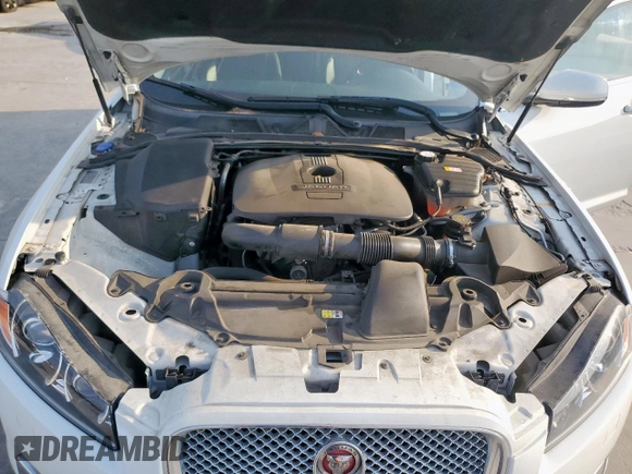 2015 Jaguar XF T Premium with VIN SAJWA0FS2FPU88689, listed as a Copart auction lot 57230325 with Not Provided miles and Clean Title. Bid and sale history available at DreamBid. Image 11.
