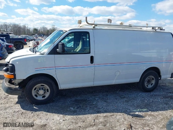 2009 Chevrolet Express Cargo Van with VIN 1GCGG25C091119716, listed as a IAAI auction lot 41398957 with NaN miles. Bid and sale history available at carsss.com. Image 14.