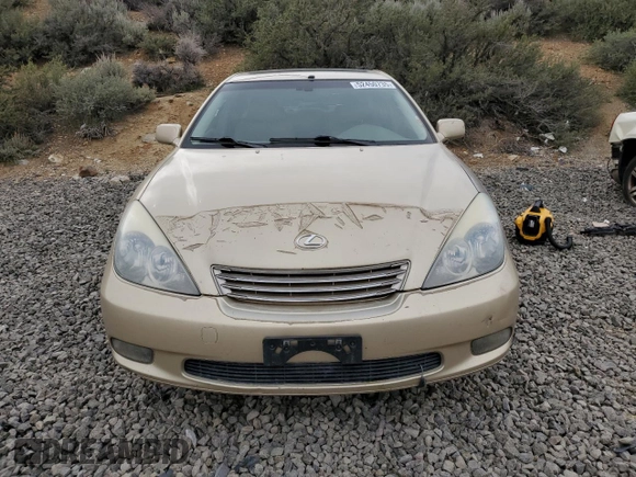 2003 Lexus ES 300 with VIN JTHBF30G330137300, listed as a Copart auction lot 52450735 with 204,219 mi miles and Clean Title. Bid and sale history available at DreamBid. Image 5.