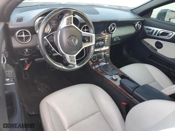 2012 Mercedes-Benz SLK-Class SLK 350 with VIN WDDPK5HA8CF014674, listed as a Copart auction lot 43035715 with 79,506 mi miles and Non Repairable. Bid and sale history available at carsss.com. Image 8.
