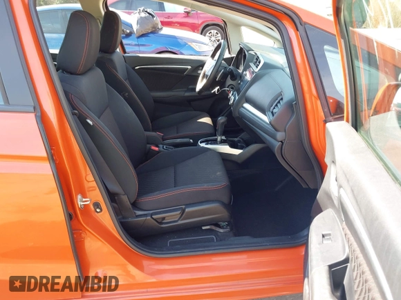 2018 Honda Fit Sport with VIN 3HGGK5H68JM717180, listed as a IAAI auction lot 41751424 with 35,011 mi miles. Bid and sale history available at carsss.com. Image 5.