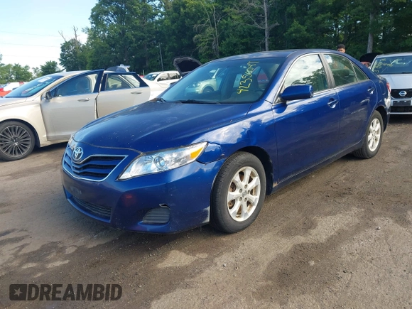 2011 Toyota Camry LE z VIN 4T1BF3EK4BU763620, wystawiony jako IAAI lot #42350047 z przebiegiem 192 613 mil mil oraz . Historia ofert i sprzedaży dostępna na DreamBid. Obrazek 2.