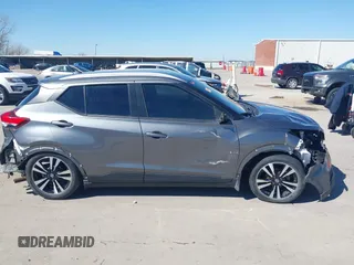 2020 Nissan Kicks SV with VIN 3N1CP5CV0LL550449, listed as a IAAI auction lot 41654345 with 71,297 mi miles. Bid and sale history available at carsss.com. Image 14.