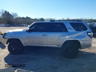 2024 Toyota 4Runner TRD Off Road z VIN JTERU5JR6R6255876, wystawiony jako IAAI lot #41281427 z przebiegiem 11 474 mil mil oraz . Historia ofert i sprzedaży dostępna na DreamBid. Obrazek 15.