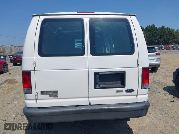 2013 Ford Econoline Cargo Commercial z VIN 1FTNE2EW7DDA46178, wystawiony jako IAAI lot #42541409 z przebiegiem 269 178 mil mil oraz . Historia ofert i sprzedaży dostępna na DreamBid. Obrazek 16.