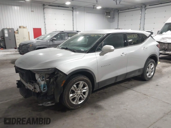 2019 Chevrolet Blazer z VIN 3GNKBBRA0KS683038, wystawiony jako IAAI lot #41618737 z przebiegiem 104 982 mil mil oraz . Historia ofert i sprzedaży dostępna na DreamBid. Obrazek 2.