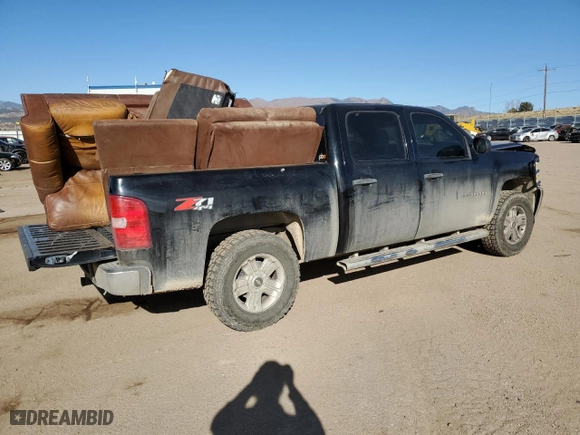 2010 Chevrolet Silverado 1500 LT with VIN 3GCRKSE37AG179635, listed as a Copart auction lot 48723355 with 154,145 mi miles and Salvage Title. Bid and sale history available at carsss.com. Image 3.