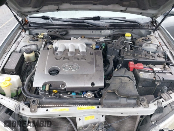 2004 Infiniti I35 with VIN JNKDA31A74T208001, listed as a IAAI auction lot 41835959 with 84,747 mi miles. Bid and sale history available at carsss.com. Image 10.
