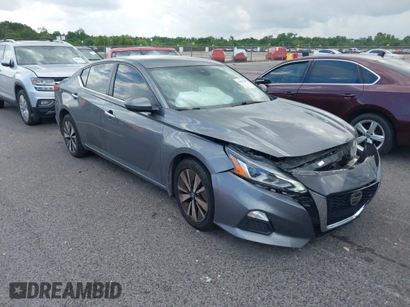 2021 Nissan Altima 2.5 SV with VIN 1N4BL4DVXMN400935, listed as a IAAI auction lot 39815848 with 42,693 mi miles. Bid and sale history available at carsss.com. Image 1.