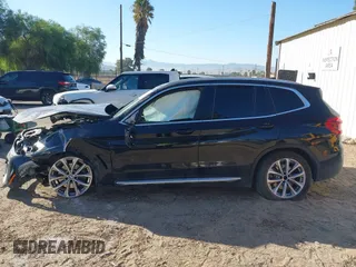 2019 BMW X3 sDrive30i with VIN 5UXTR7C57KLE98817, listed as a IAAI auction lot 40920780 with 1 mi miles. Bid and sale history available at carsss.com. Image 14.