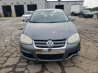 2008 Volkswagen Jetta SE with VIN 3VWRM71K08M037186, listed as a Copart auction lot 60173795 with 186,594 mi miles and Salvage title. Bid and sale history available at DreamBid. Image 5.