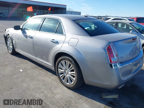 2014 Chrysler 300 C with VIN 2C3CCAKG3EH212936, listed as a IAAI auction lot 40921649 with 153,000 mi miles and . Bid and sale history available at carsss.com. Image 3.