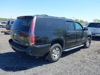 2012 Chevrolet Suburban LT with VIN 1GNSCJE09CR168533, listed as a IAAI auction lot 42142325 with 250,582 mi miles. Bid and sale history available at carsss.com. Image 4.