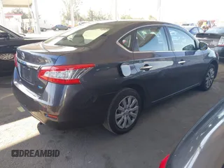 2014 Nissan Sentra SV z VIN 3N1AB7AP5EL674158, wystawiony jako IAAI lot #42542258 z przebiegiem 71 022 mil mil oraz . Historia ofert i sprzedaży dostępna na DreamBid. Obrazek 4.