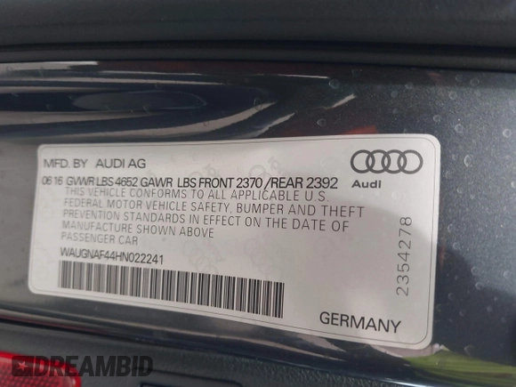 2017 Audi A4 Premium with VIN WAUGNAF44HN022241, listed as a IAAI auction lot 41912175 with 71,777 mi miles. Bid and sale history available at carsss.com. Image 9.