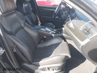 2013 BMW M5 with VIN WBSFV9C5XDD096234, listed as a IAAI auction lot 41498048 with 1 mi miles. Bid and sale history available at carsss.com. Image 5.