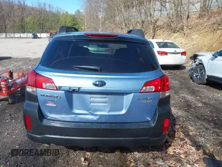 2010 Subaru Outback Premium z VIN 4S4BRBBCXA3330726, wystawiony jako IAAI lot #41864772 z przebiegiem Nie podano mil oraz . Historia ofert i sprzedaży dostępna na DreamBid. Obrazek 16.