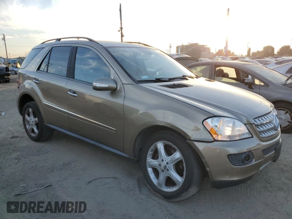 2008 Mercedes-Benz M 320 CDI with VIN 4JGBB22E28A363232, listed as a Copart auction lot 82451834 with 146,027 mi miles and Salvage Title. Bid and sale history available at carsss.com. Image 4.