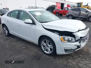 2015 Volvo S60 T5 Drive-E Premier with VIN YV126MFK4F2349564, listed as a IAAI auction lot 41711836 with 59,897 mi miles. Bid and sale history available at carsss.com. Image 1.