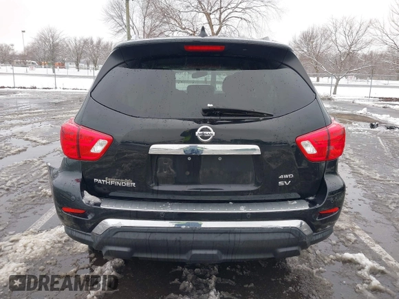 2020 Nissan Pathfinder SV with VIN 5N1DR2BM1LC638002, listed as a IAAI auction lot 41556190 with 121,386 mi miles. Bid and sale history available at carsss.com. Image 16.