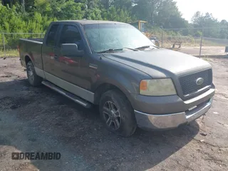 2005 Ford F-150 XLT с VIN 1FTPX12545NB60286, выставлен на аукционе IAAI как лот 42469079 с пробегом 214 380 миль миль и . История ставок и продаж доступна на DreamBid. Изображение 1.