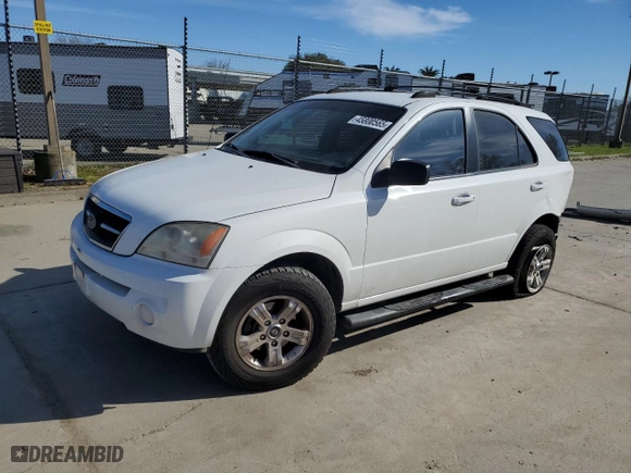 2005 Kia Sorento LX with VIN KNDJC733355365549, listed as a Copart auction lot 45800565 with 218,962 mi miles and Salvage Title. Bid and sale history available at carsss.com. Image 1.