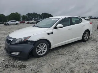 2013 Kia Optima LX z VIN KNAGM4A76D5349580, wystawiony jako Copart lot #54576975 z przebiegiem 156 241 mil mil oraz Szkody całkowita. Historia ofert i sprzedaży dostępna na DreamBid. Obrazek 1.