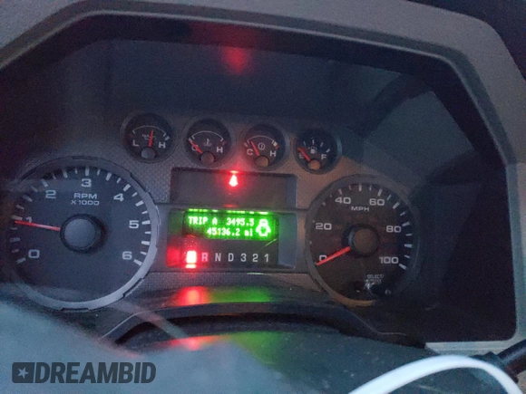 2008 Ford F-250 XL z VIN 1FTSW20598EA41367, wystawiony jako Copart lot #84403714 z przebiegiem 45 136 mil mil oraz Szkoda całkowita • Salvage title. Historia ofert i sprzedaży dostępna na DreamBid. Obrazek 9.