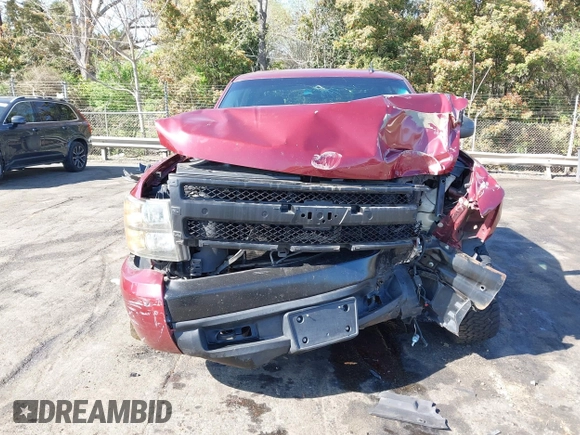 2008 Chevrolet Silverado 1500 1LT with VIN 3GCEC13018G277973, listed as a IAAI auction lot 41915142 with 177,462 mi miles and . Bid and sale history available at DreamBid. Image 13.