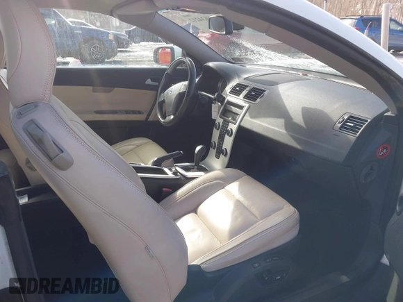 2013 Volvo C70 T5 with VIN YV1672MC5DJ142005, listed as a IAAI auction lot 41634212 with 94,435 mi miles. Bid and sale history available at carsss.com. Image 5.
