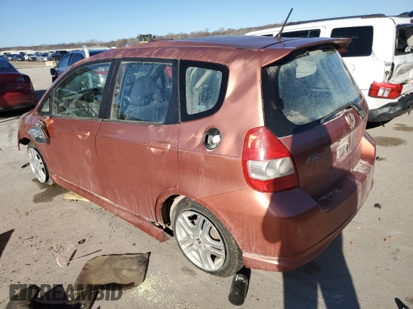 2007 Honda Fit Sport with VIN JHMGD38637S038204, listed as a Copart auction lot 84936024 with 199,066 mi miles and Salvage title. Bid and sale history available at DreamBid. Image 2.