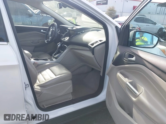 2013 Ford Escape SEL with VIN 1FMCU9H99DUA97959, listed as a IAAI auction lot 41879967 with 149,456 mi miles. Bid and sale history available at carsss.com. Image 5.