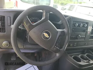 2012 Chevrolet Express Cargo с VIN 1GCWGFCAXC1164237, выставлен на аукционе IAAI как лот 42620003 с пробегом 219 226 миль миль и . История ставок и продаж доступна на DreamBid. Изображение 35.