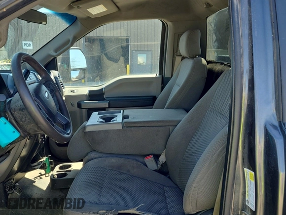 2017 Ford F-250 XLT with VIN 1FTBF2B61HEE65986, listed as a IAAI auction lot 42730673 with 60,739 mi miles and . Bid and sale history available at DreamBid. Image 29.