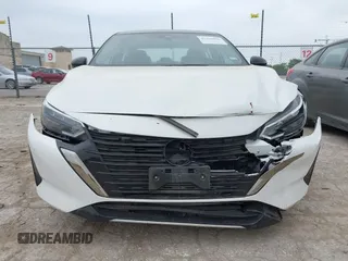 2024 Nissan Sentra SR z VIN 3N1AB8DVXRY290255, wystawiony jako IAAI lot #41935808 z przebiegiem 1 058 mil mil oraz . Historia ofert i sprzedaży dostępna na DreamBid. Obrazek 11.