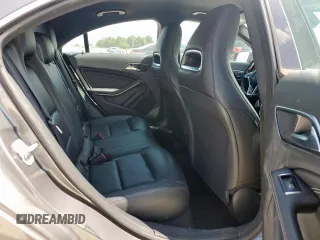 2014 Mercedes-Benz CLA 250 с VIN WDDSJ4EB1EN040403, выставлен на аукционе Copart как лот 61910835 с пробегом 120 532 миль миль и Списание • Salvage title. История ставок и продаж доступна на DreamBid. Изображение 10.