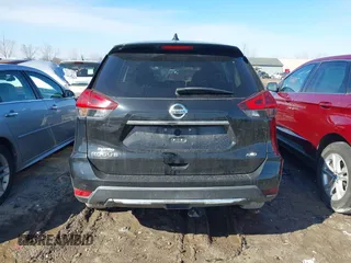 2018 Nissan Rogue SV with VIN KNMAT2MV2JP598193, listed as a IAAI auction lot 41688335 with 97,508 mi miles. Bid and sale history available at carsss.com. Image 17.