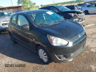 2015 Mitsubishi Mirage DE z VIN ML32A3HJ8FH044393, wystawiony jako IAAI lot #42156257 z przebiegiem 70 622 mil mil oraz . Historia ofert i sprzedaży dostępna na DreamBid. Obrazek 1.