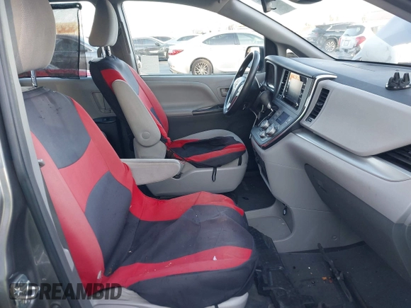 2018 Toyota Sienna L with VIN 5TDZZ3DC0JS965524, listed as a IAAI auction lot 41608423 with 63,815 mi miles and . Bid and sale history available at DreamBid. Image 5.