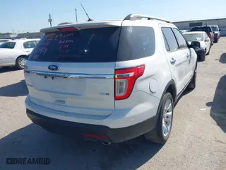 2014 Ford Explorer Limited with VIN 1FM5K8F88EGA74451, listed as a IAAI auction lot 41979233 with 146,436 mi miles. Bid and sale history available at carsss.com. Image 4.