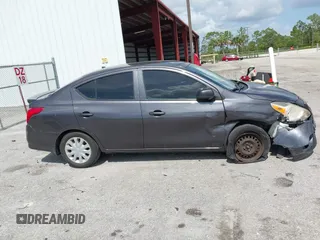 2015 Nissan Versa SV с VIN 3N1CN7AP4FL852899, выставлен на аукционе IAAI как лот 42496924 с пробегом 218 261 миль миль и . История ставок и продаж доступна на DreamBid. Изображение 13.
