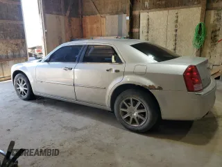 2008 Chrysler 300 C with VIN 2C3LK63H38H148683, listed as a Copart auction lot 60560614 with 176,177 mi miles and Clean Title. Bid and sale history available at DreamBid. Image 2.