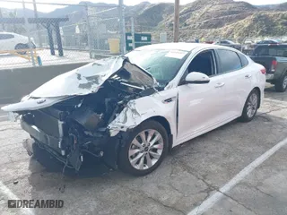 2018 Kia Optima LX with VIN 5XXGT4L30JG263429, listed as a IAAI auction lot 41729317 with 1 mi miles. Bid and sale history available at carsss.com. Image 2.