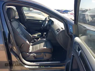 2016 Volkswagen Golf GTI SE with VIN 3VW4T7AU7GM049221, listed as a IAAI auction lot 41758524 with 101,557 mi miles. Bid and sale history available at carsss.com. Image 5.