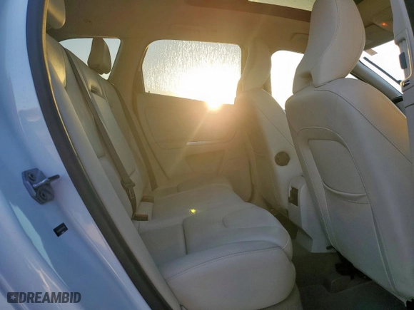 2015 Volvo XC60 T5 Drive-E Premier Plus with VIN YV440MDC5F2574701, listed as a Copart auction lot 47841665 with 78,444 mi miles and Clean Title. Bid and sale history available at carsss.com. Image 10.