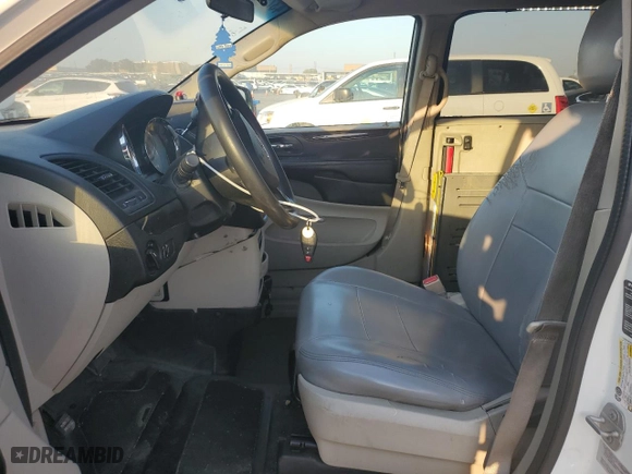 2017 Dodge Grand Caravan SE Plus with VIN 2C4RDGBG9HR762212, listed as a Copart auction lot 75354614 with 325,740 mi miles and Clean Title. Bid and sale history available at carsss.com. Image 7.