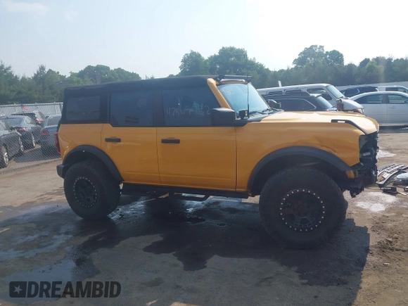 2022 Ford Bronco with VIN 1FMDE5BH8NLB86567, listed as a IAAI auction lot 42469732 with 27,681 mi miles and . Bid and sale history available at DreamBid. Image 14.