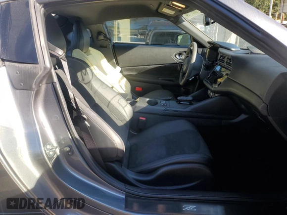2024 Nissan Z Performance z VIN JN1BZ4BH4RM362107, wystawiony jako Copart lot #66801104 z przebiegiem 18 863 mil mil oraz Szkoda całkowita • Salvage title. Historia ofert i sprzedaży dostępna na DreamBid. Obrazek 11.